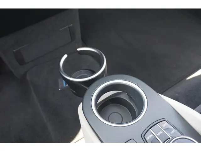 BMW i3 S 2018 Elektrisch 34