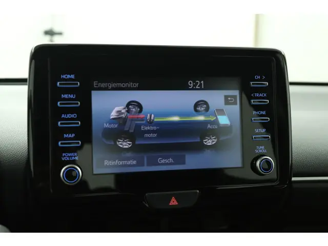 Toyota Yaris 1.5 Hybrid Active 2023 Hybride Benzine 58