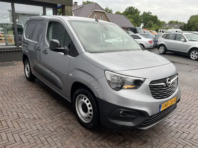Opel Combo 1.5D L1H1 Edition 2021 Diesel 14