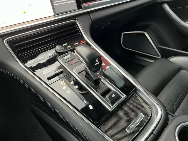 Porsche Panamera 4.0 Turbo Vol opties 2016 Benzine 21