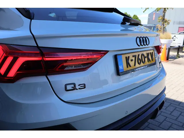 Audi Q3 Sportback 35 TFSI S Edition 2021 Hybride Benzine 9