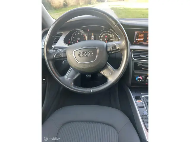 Audi A4 Limousine 1.8 TFSI 2012 Benzine 16