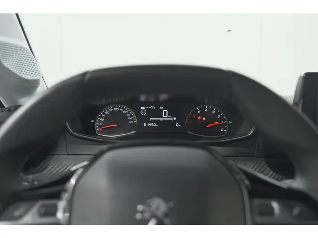 Peugeot 208 PureTech 75 Active 2023 Benzine 32