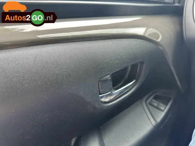 Citroën C1 1.2 PureTech Airscape Shine 2015 Benzine 9