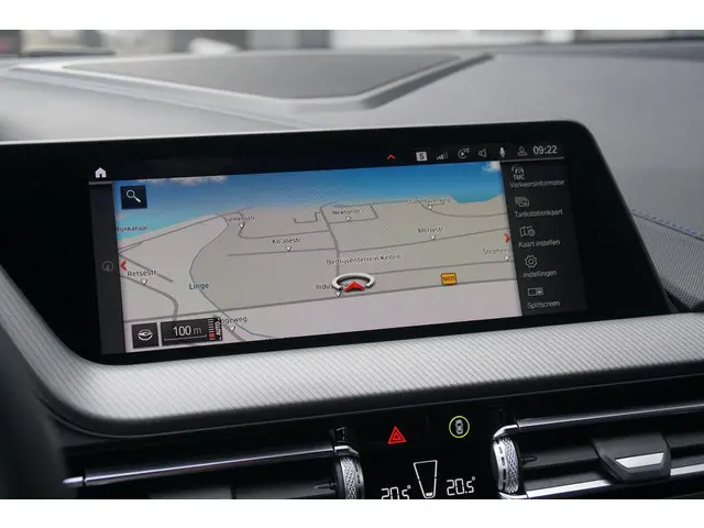 BMW 1 Serie 118i 2020 Benzine 32