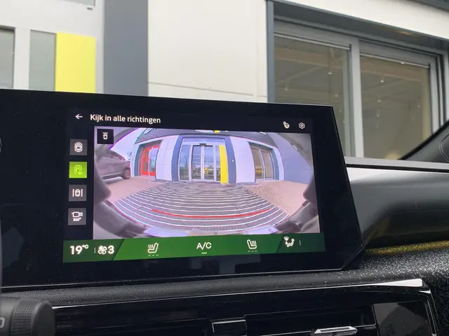 Renault Clio 1.8 Hybrid 160 techno 2026 Hybride Benzine 12