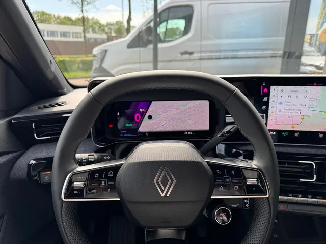 Renault 5 comfort range techno 52 kWh 2024 Elektrisch 13