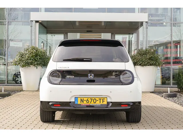Honda e ADVANCE 17" 2022 Elektrisch 57