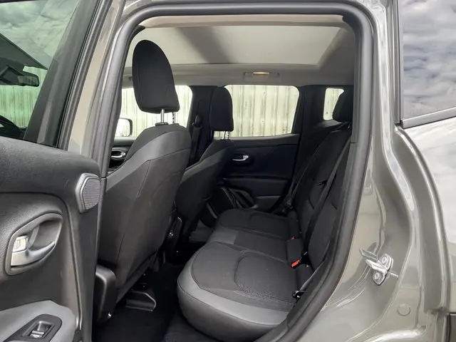 Jeep Renegade 1.5T e-Hybrid S 2023 Hybride Benzine 25
