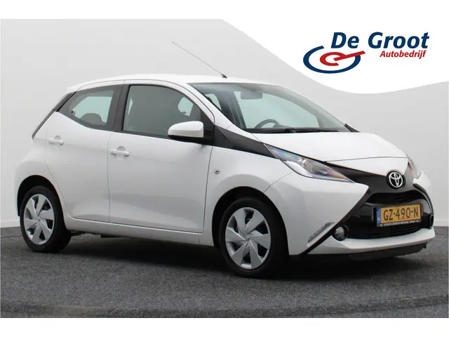 Toyota Aygo 1.0 VVT-i Automaat X-play 2015 Benzine