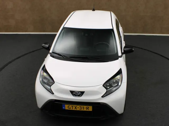 Toyota Aygo X 1.0 VVT-i S-CVT Play 2023 Benzine 12
