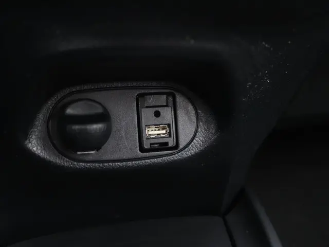 Toyota Yaris 1.0 VVT-i Connect Camera 2020 Benzine 22