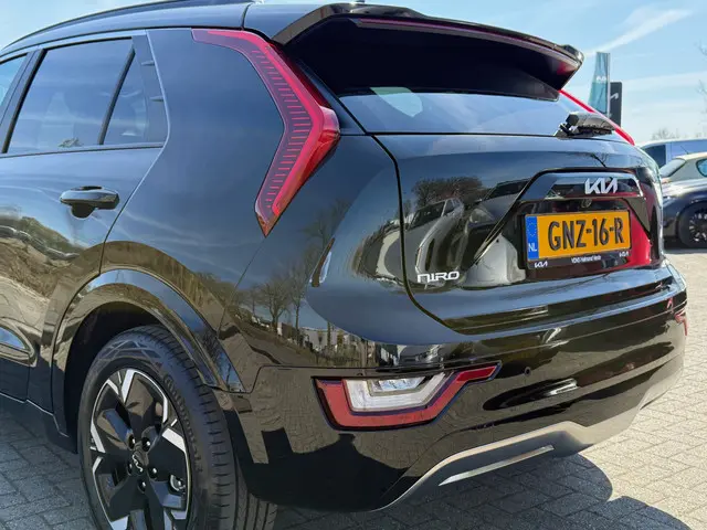 Kia Niro EV DynamicPlusLine 64.8 kWh 2024 Elektrisch 15