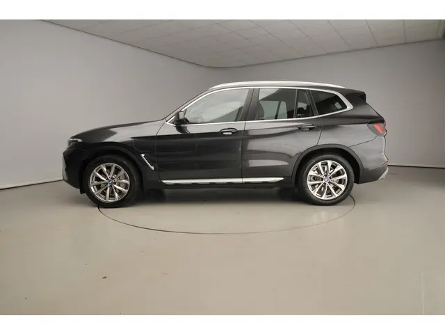 BMW X3 xDrive30e 2023 Hybride Benzine 2