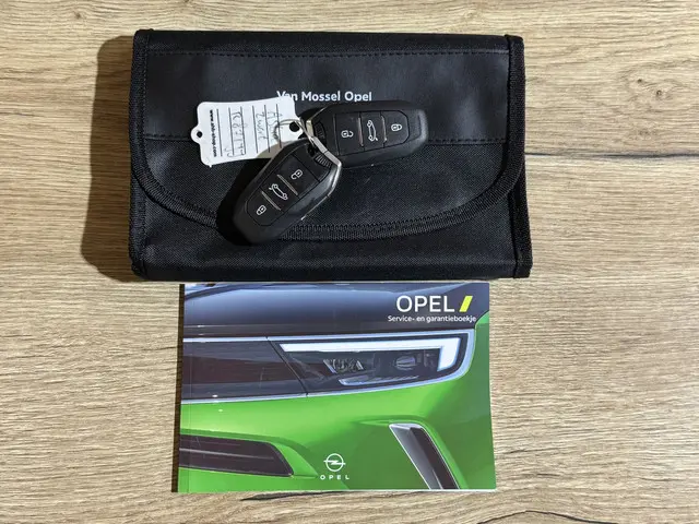 Opel Astra 1.2 Elegance 2022 Benzine 9