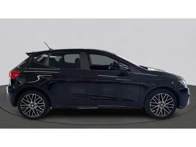 SEAT Ibiza 1.0 EcoTSI 95pk 4.OH! Edition 2023 Benzine 4