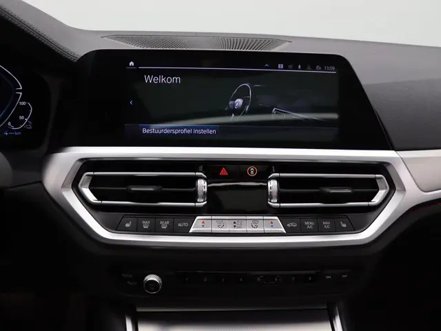 BMW 3 Serie 320e Touring 2021 Hybride Benzine 13