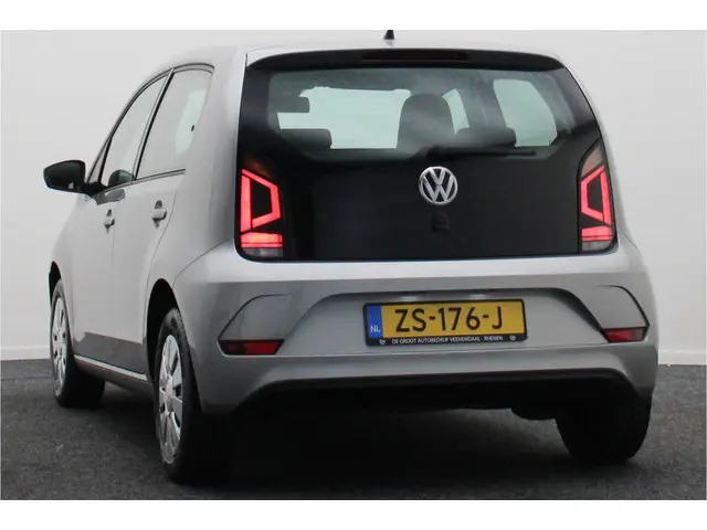 Volkswagen up! 1.0 BMT move up! 2019 Benzine 9