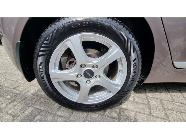 Hyundai ix20 1.6i i-Catcher 2014 Benzine 11