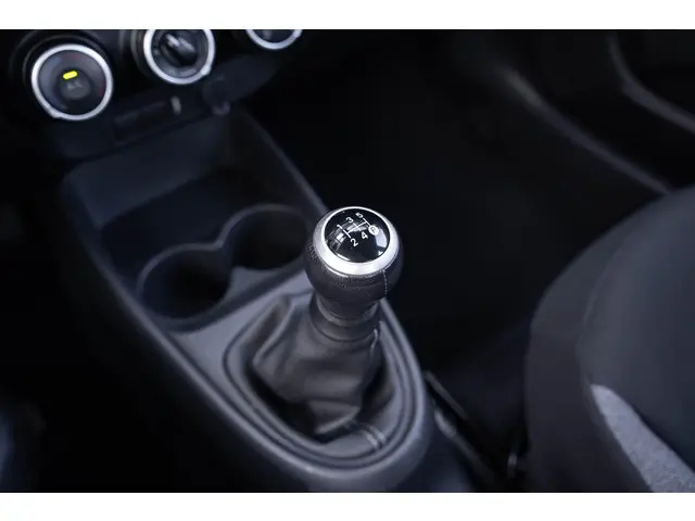 Toyota Aygo X 1.0 VVT-i MT Play 2022 Benzine 38