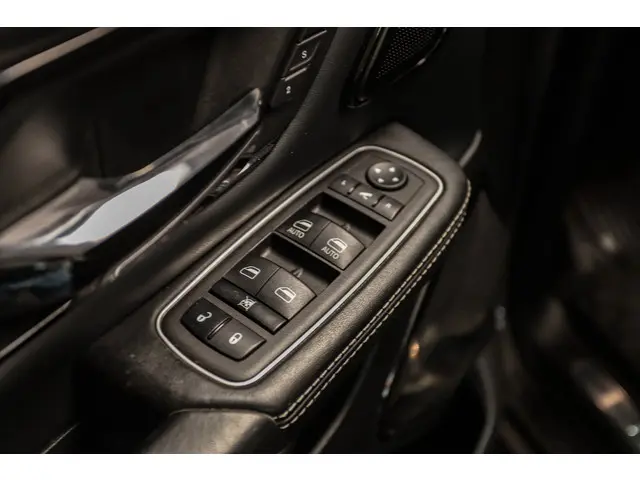 Dodge Ram 1500 5.7 V8 Limited 2024 LPG/Gas 17