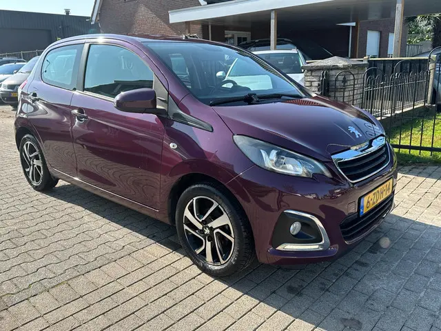 Peugeot 108 1.0 e-VTi Allure 2014 Benzine 3