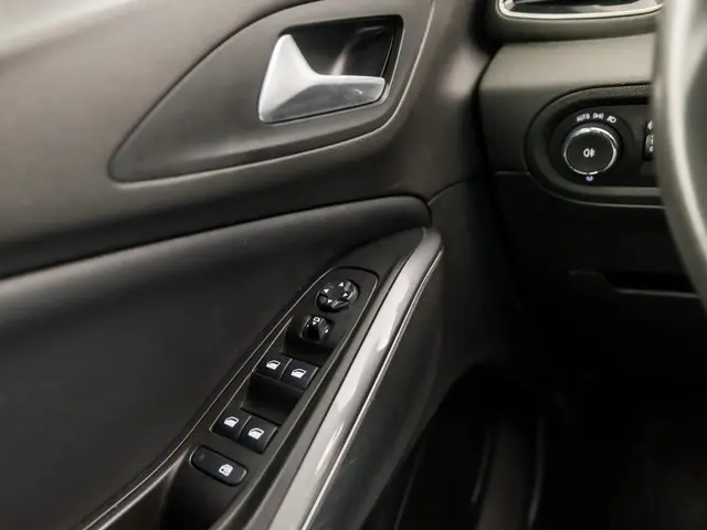 Opel Grandland X 1.2 Turbo Sport 2020 Benzine 21