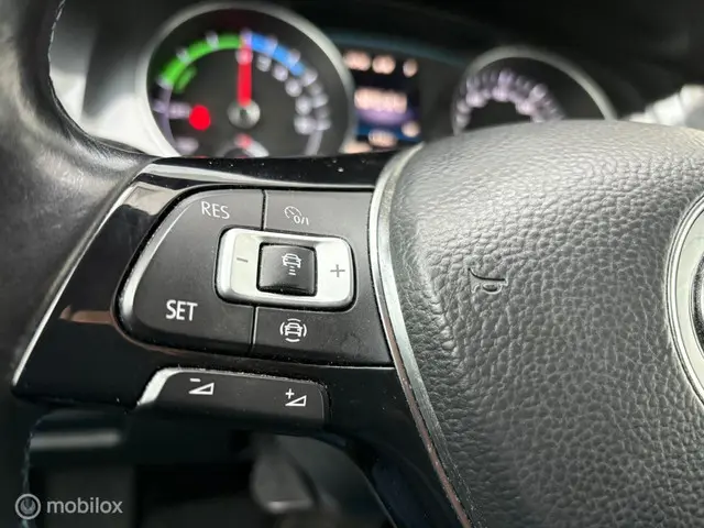 Volkswagen e-Golf Met zwaailicht 2018 Elektrisch 16