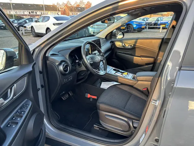Hyundai Kona EV Comfort 64 kWh 2020 Elektrisch 11