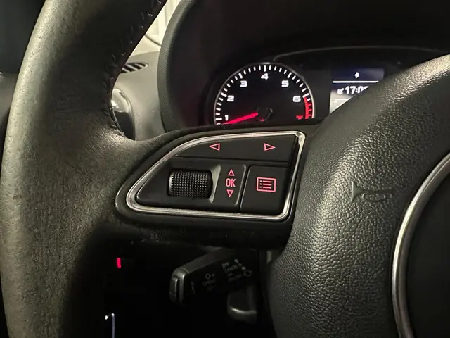 Audi A1 Sportback 1.4 TFSI Ambition 2012 Benzine 16