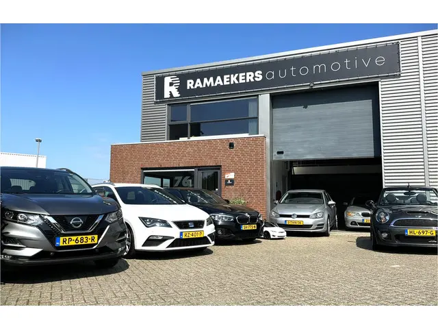 SEAT Leon 1.5 TSI FR Business Intense 2019 Benzine 52