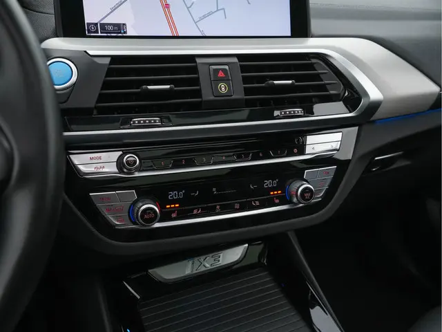 BMW iX3 High Executive 80 kWh [ 3-Fase ] 2021 Elektrisch 14