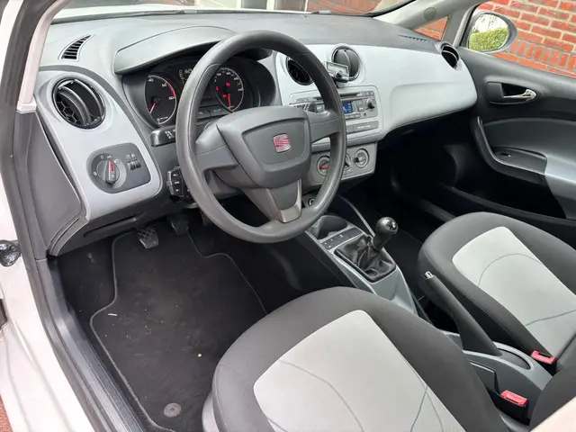 SEAT Ibiza ST 1.2 TDI Businessline 2013 Diesel 16