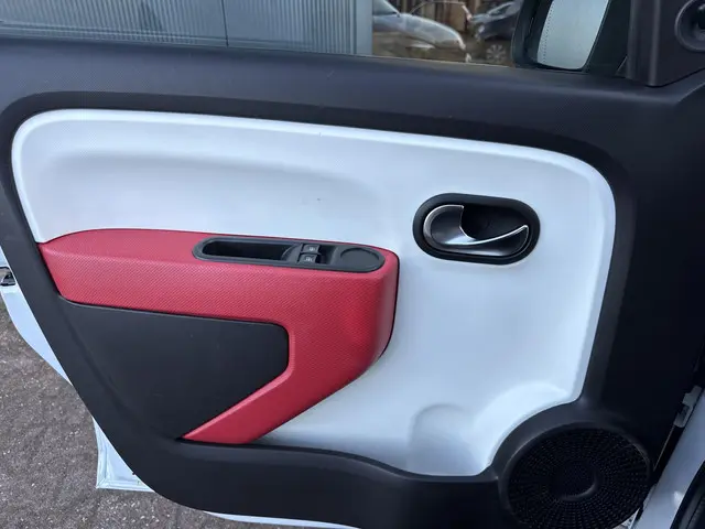 Renault Twingo 1.0 SCe Expression 2015 Benzine 12