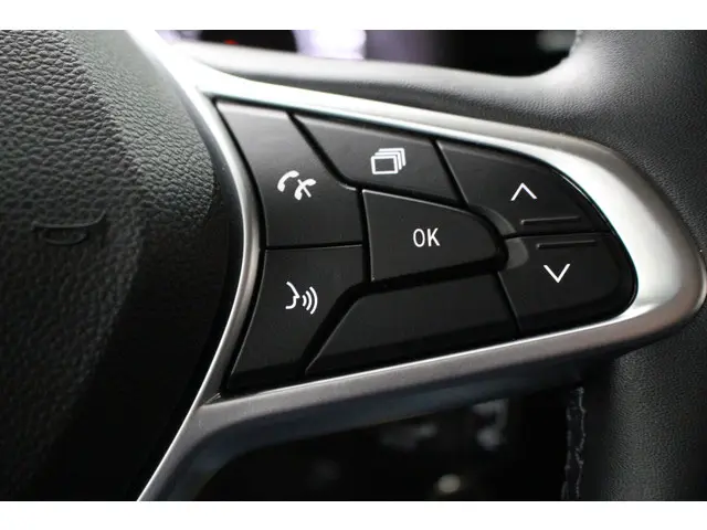 Renault Clio 1.0 TCe Zen 2022 Benzine 14