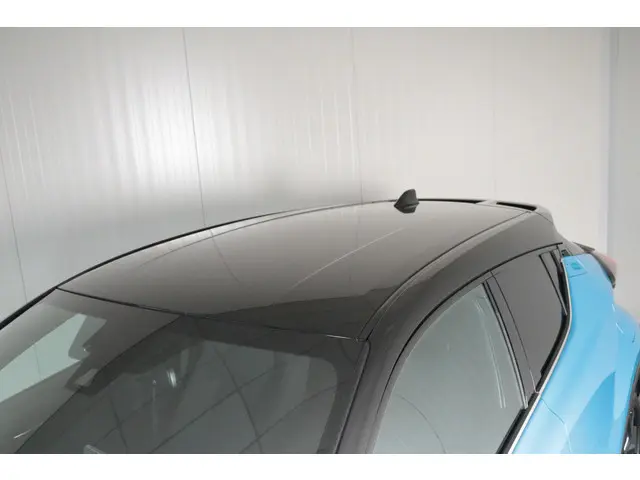 Toyota C-HR 1.8 Hybrid Style 2018 Hybride Benzine 23