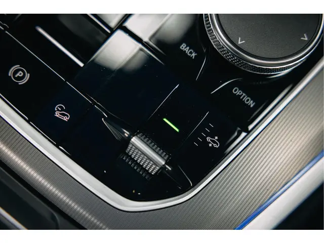 BMW X5 xDrive45e High Executive 2022 Hybride Benzine 22