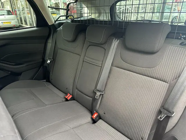 Ford Focus Wagon 1.0 EcoBoost Titanium 2013 Benzine 34