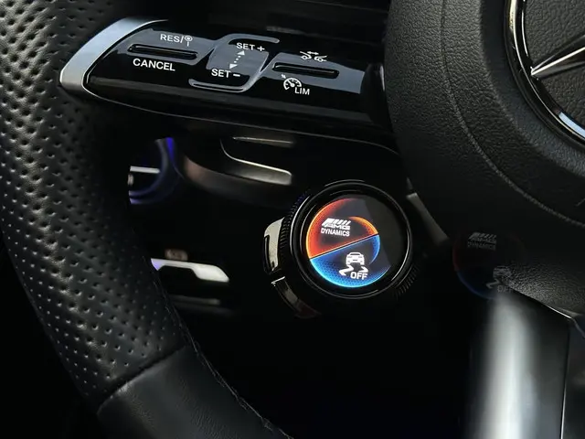 Mercedes-Benz C-Klasse AMG 43 4MATIC 2024 Benzine 29