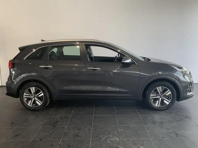 Kia Niro 1.6 GDi Hybrid DynamicLine 2020 Hybride Benzine 16
