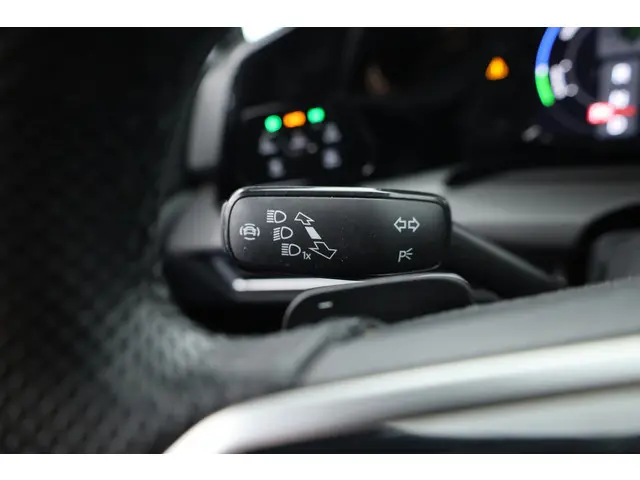 Volkswagen Golf 1.4 eHybrid GTE 2023 Hybride Benzine 12