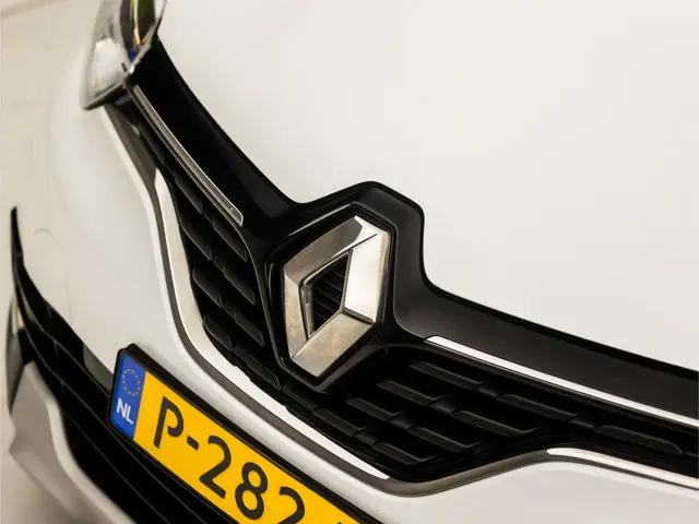 Renault Captur 0.9 TCe Intens Sport 2019 Benzine 30