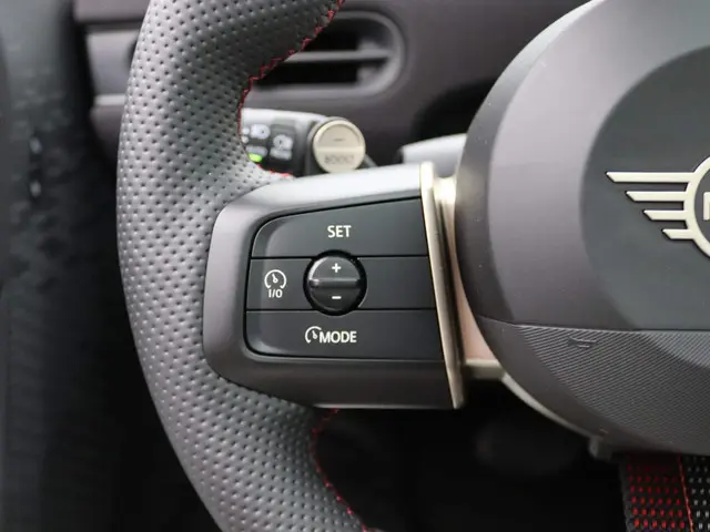 MINI 3-Deurs Cooper C 2024 Benzine 16