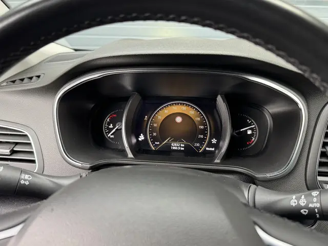 Renault Mégane Estate 1.3 TCE BOSE 2019 Benzine 22