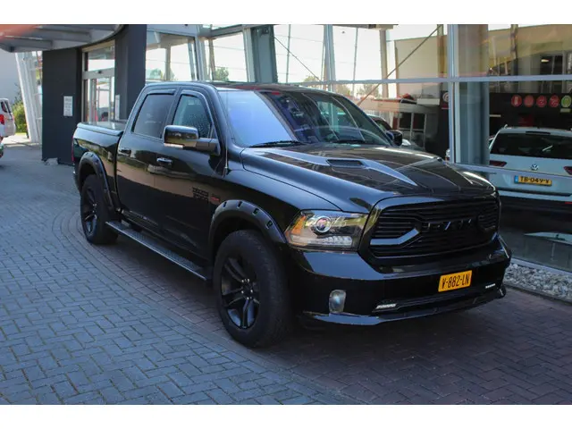 Dodge Ram 1500 5.7 V8 4x4 QC 6'4 2018 LPG/Gas 4