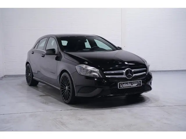 Mercedes-Benz A-Klasse 180 Prestige 2015 Benzine 3