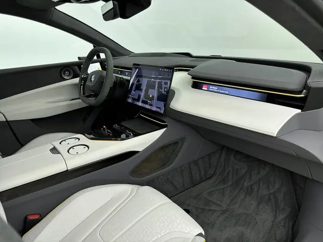 Lotus Emeya S 112kWh/603pk 2024 Elektrisch 11