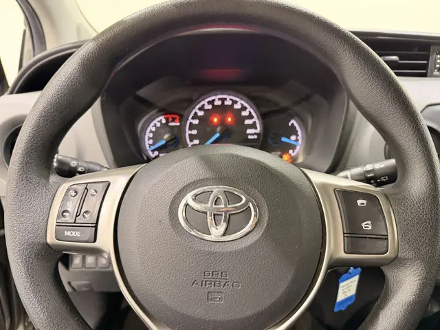 Toyota Yaris HB 1.0 VVT-i Aspiration 2017 Benzine 24