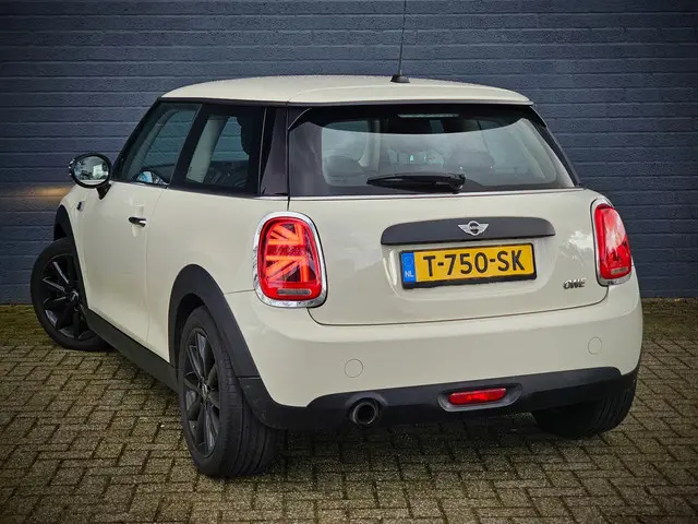 MINI One Mini 1.2 2017 Benzine 2