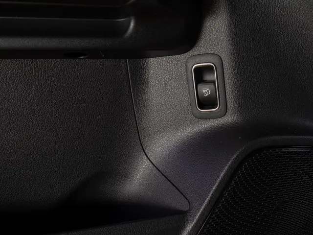 Mercedes-Benz EQA 250 Luxury Line 2024 Elektrisch 18